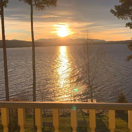 Estello Suites & Spa Lac-Mégantic Екстериор снимка